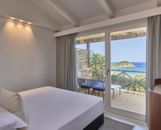 King Bedroom With Sea View